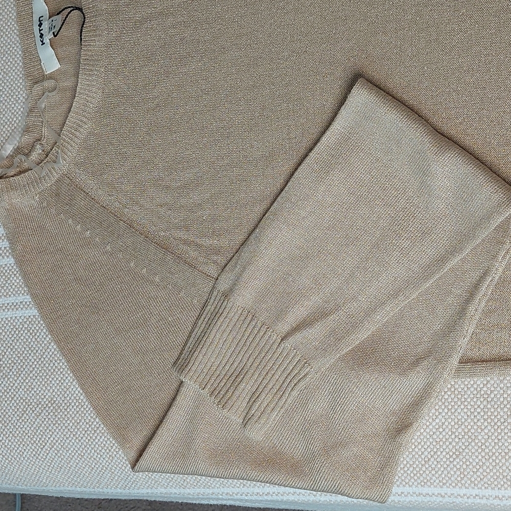 NWT Sparkle Raglan Sleeve Summer Sweater